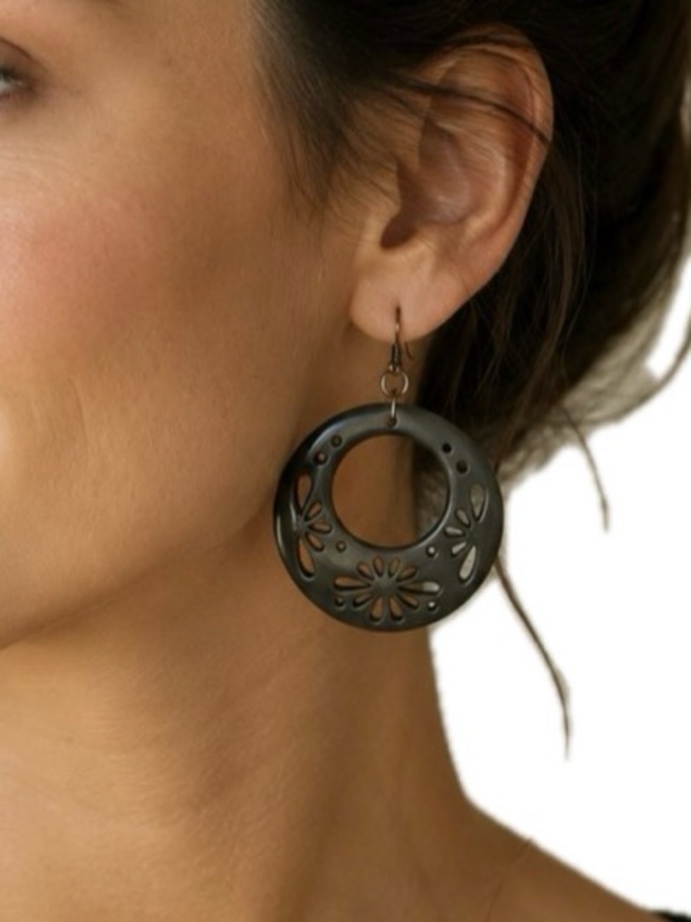 Circle‎ Floral Pattern Earrings.